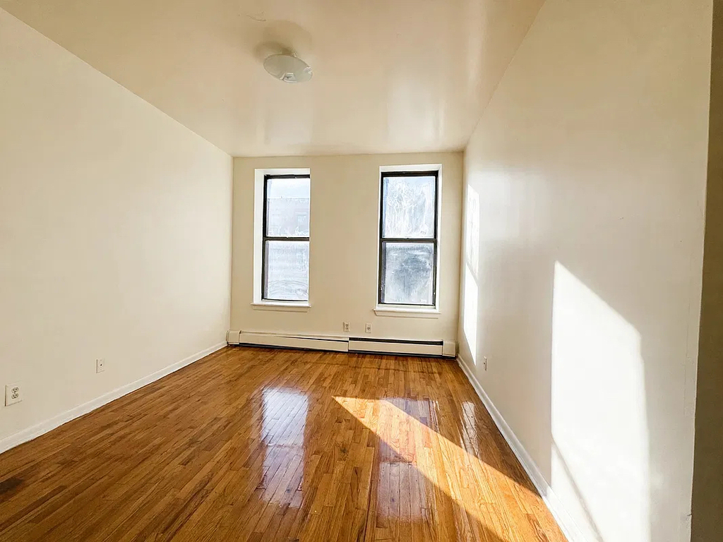 663 Classon Avenue - Photo 1