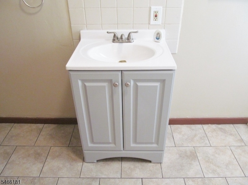 33 Cedar Alley - Photo 5