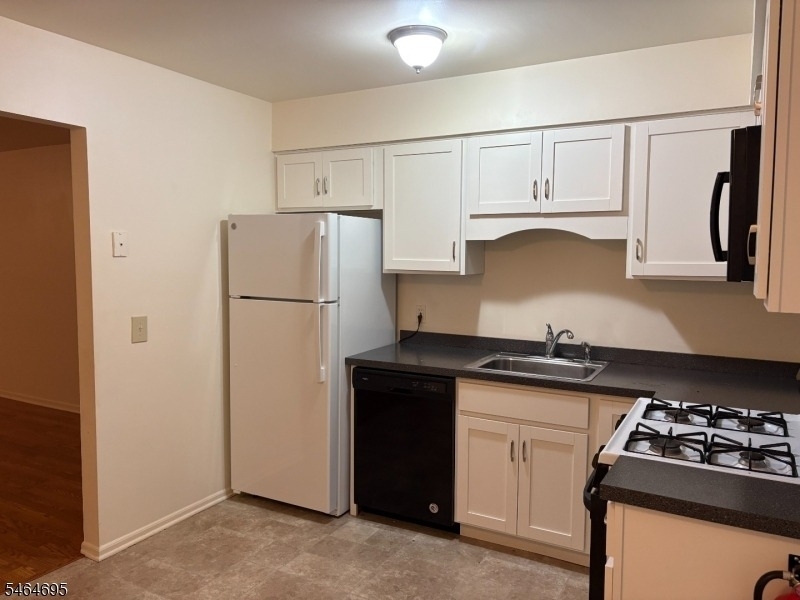 151 Locust Ct - Photo 14