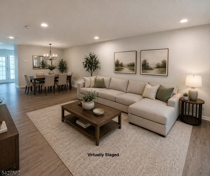 111 Columbus Dr - Photo 3