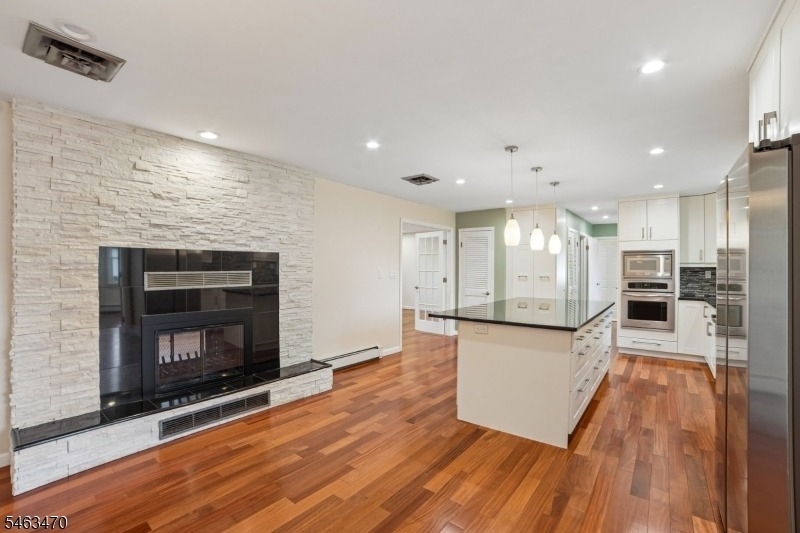 24 Speir Dr - Photo 9
