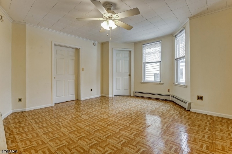 239 Walnut St - Photo 9