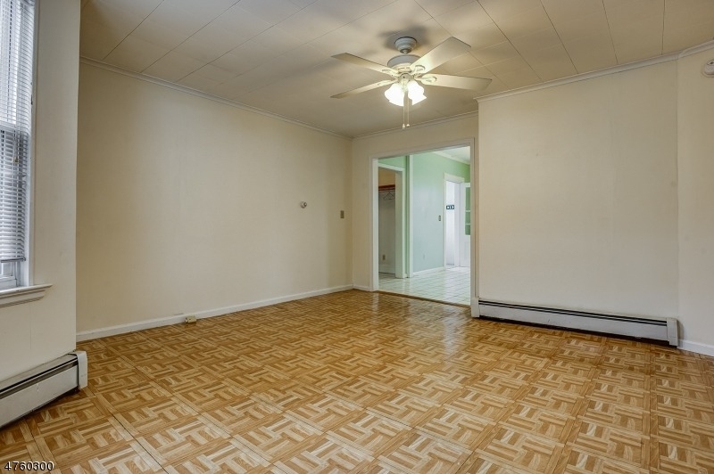 239 Walnut St - Photo 14