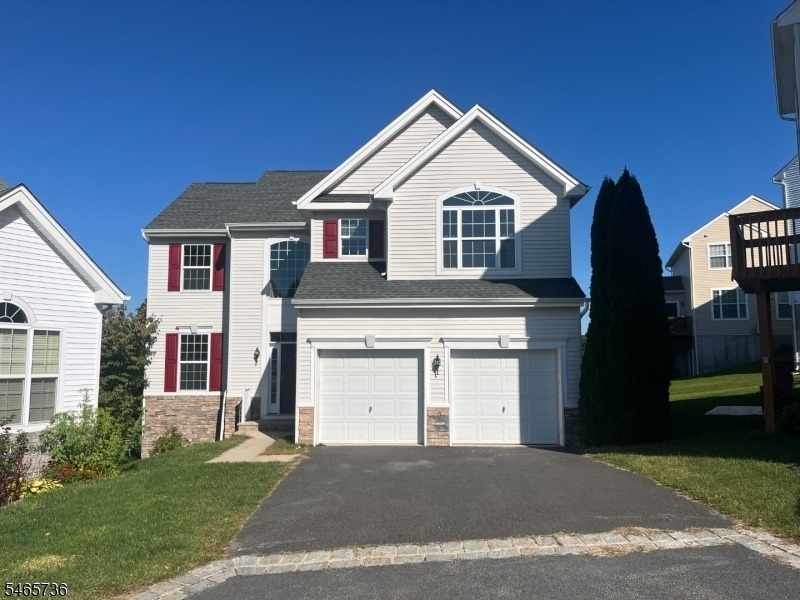 275 Winding Hill Dr - Photo 0