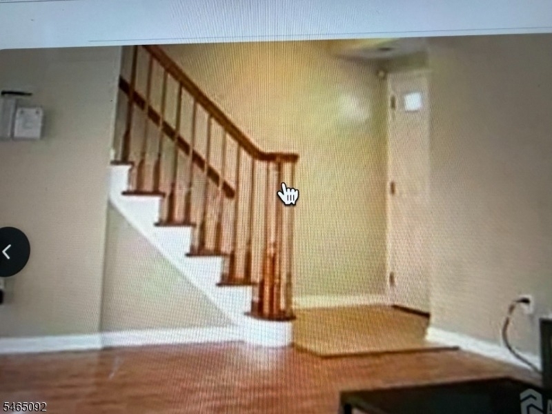 36 Henry St - Photo 1