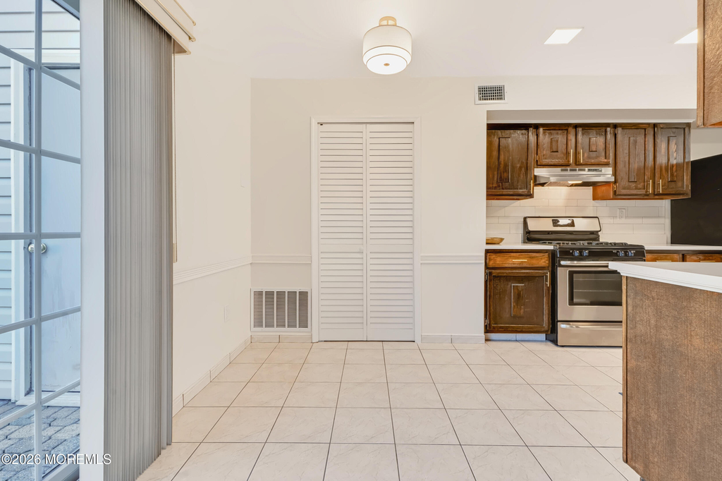 224 Franklin Place - Photo 18