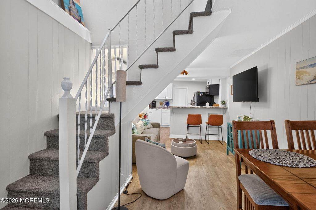 124 Broadway - Photo 2