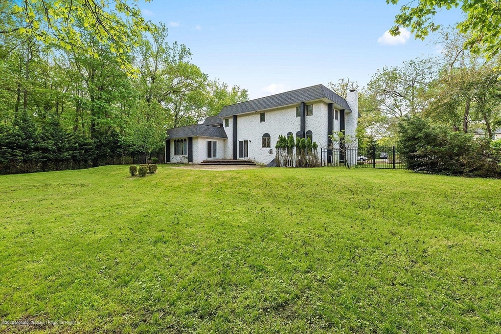 33 Heath Avenue - Photo 41