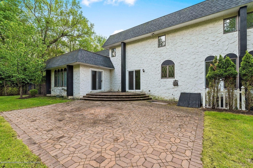 33 Heath Avenue - Photo 46