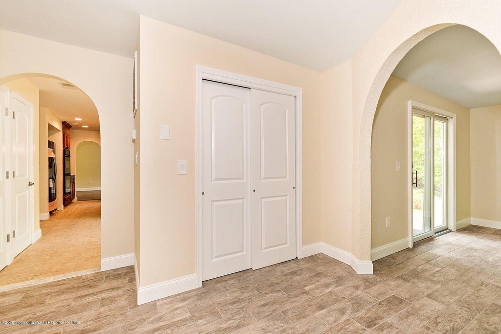 33 Heath Avenue - Photo 23