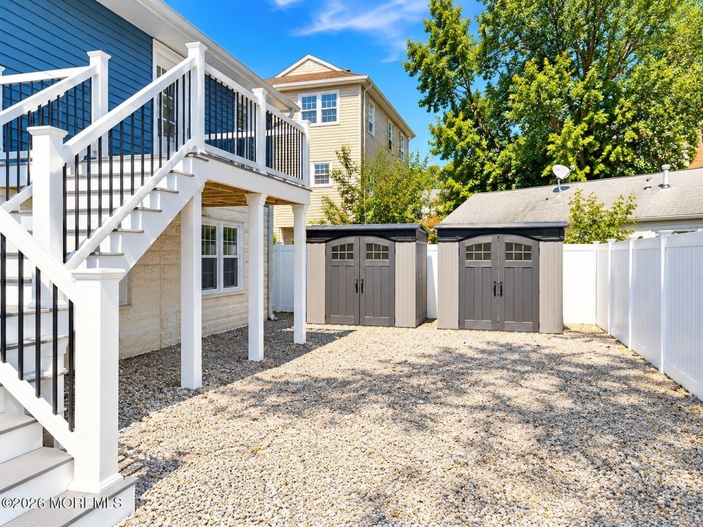 71 Oak Street - Photo 8