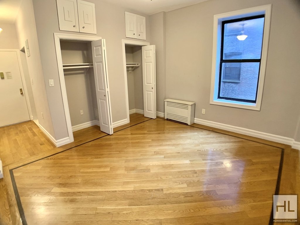 West 110th Street - Photo 2