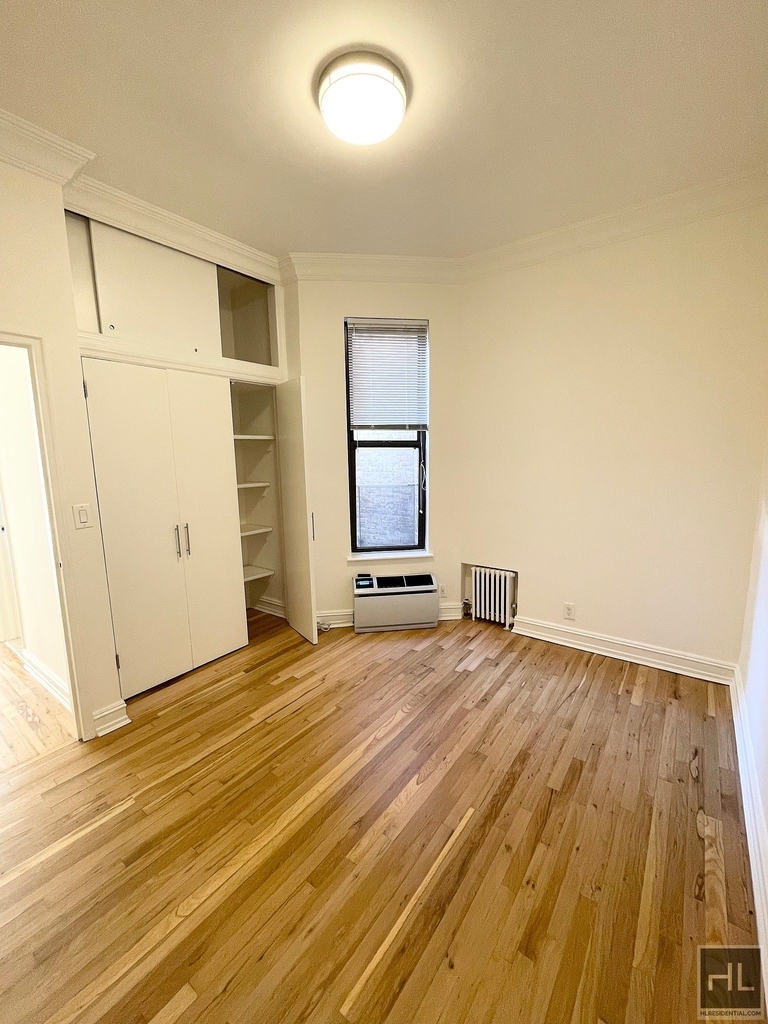 East 83rd Street - Photo 3