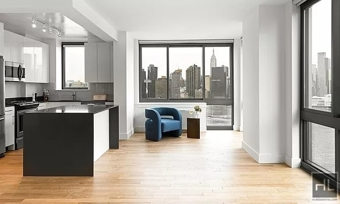 Center Boulevard - Photo 2