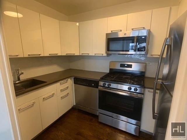 East 63 Street - Photo 0
