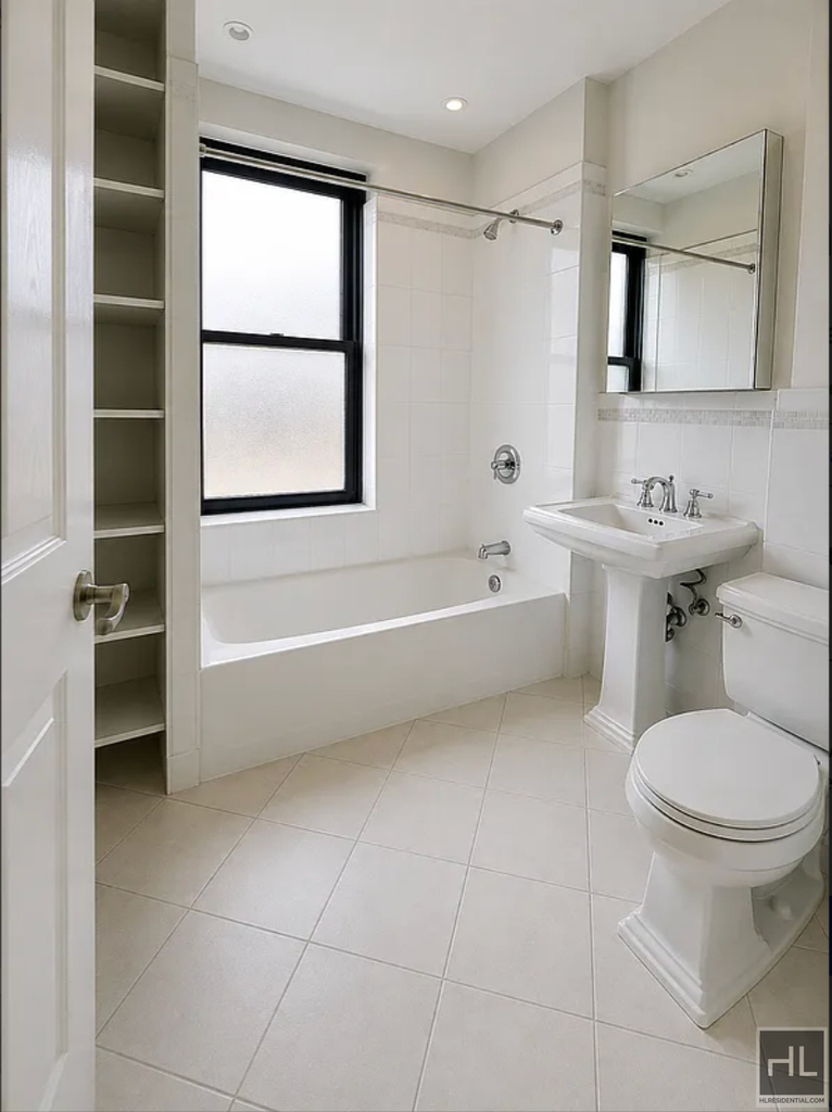 Second Avenue - Photo 1