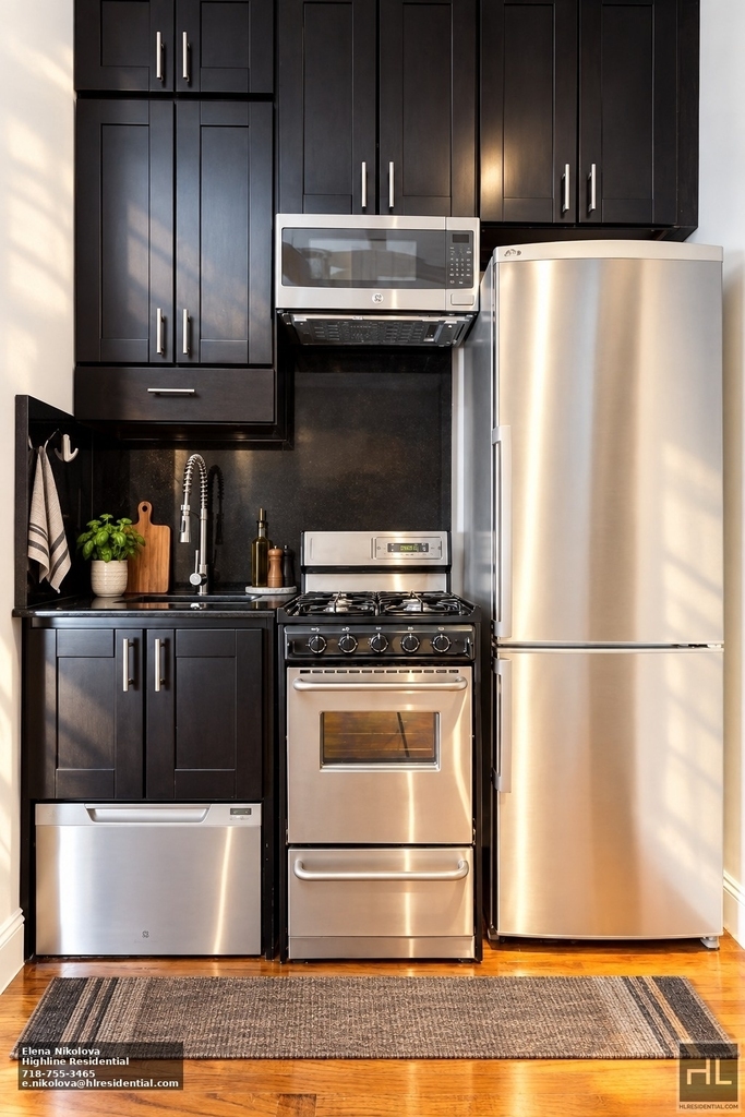 West 103rd Street - Photo 2