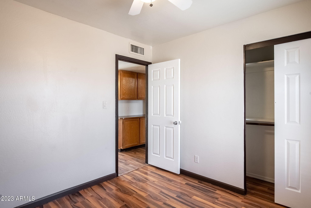 4662 W Kings Avenue - Photo 21
