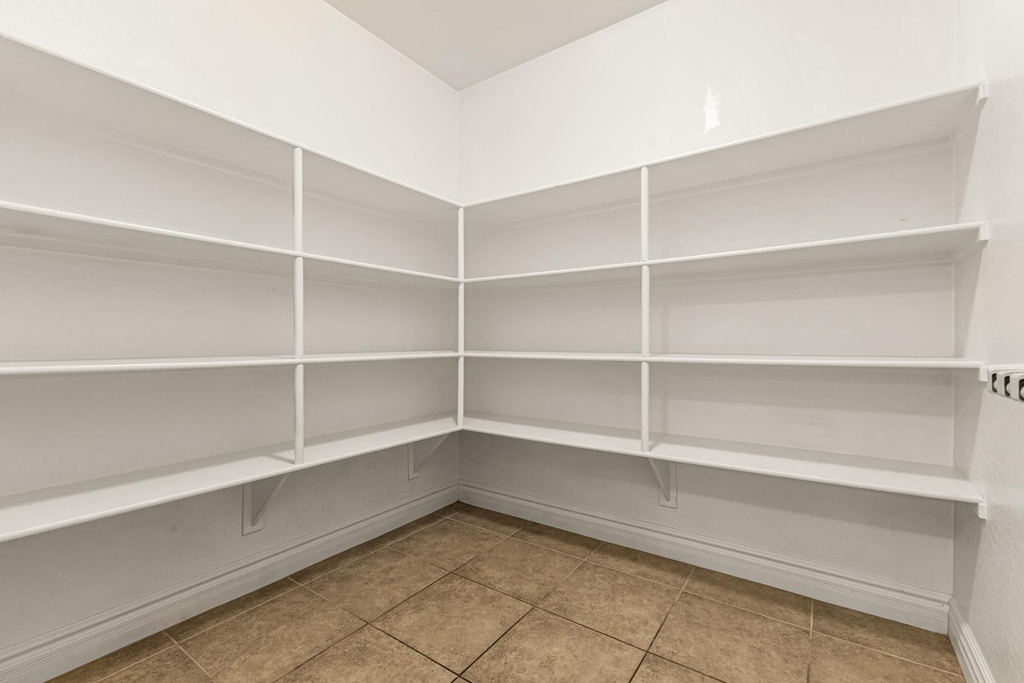 4307 E Yellowstone Place - Photo 6