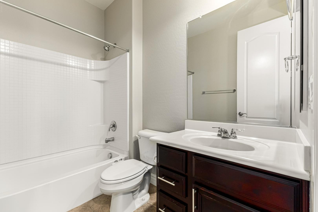 4307 E Yellowstone Place - Photo 10