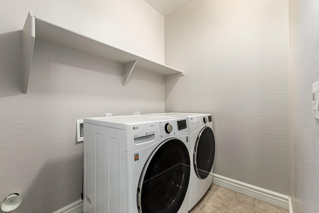 4307 E Yellowstone Place - Photo 24