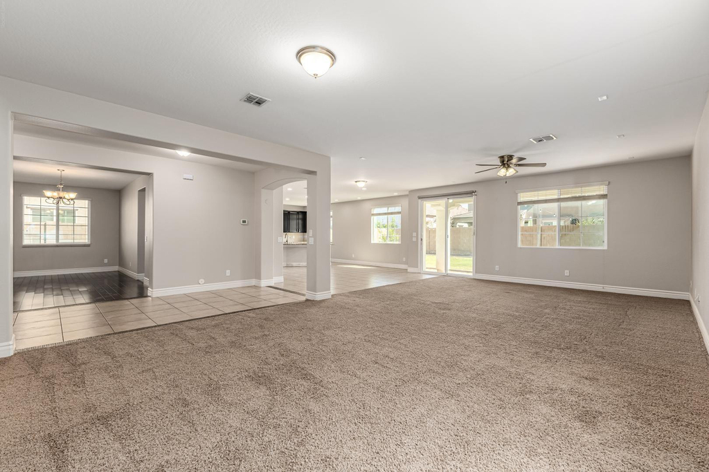 4307 E Yellowstone Place - Photo 12
