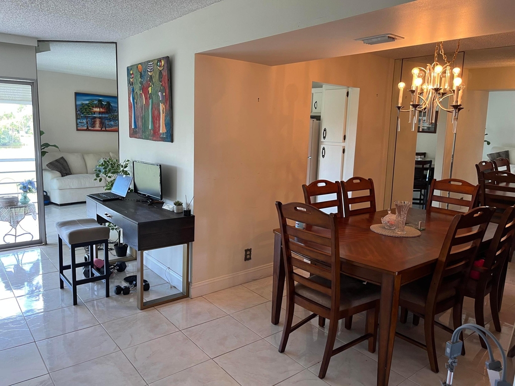 3871 Via Poinciana - Photo 2