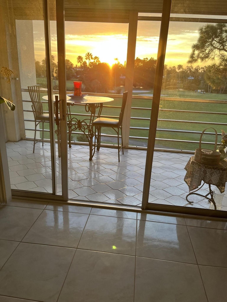 3871 Via Poinciana - Photo 18