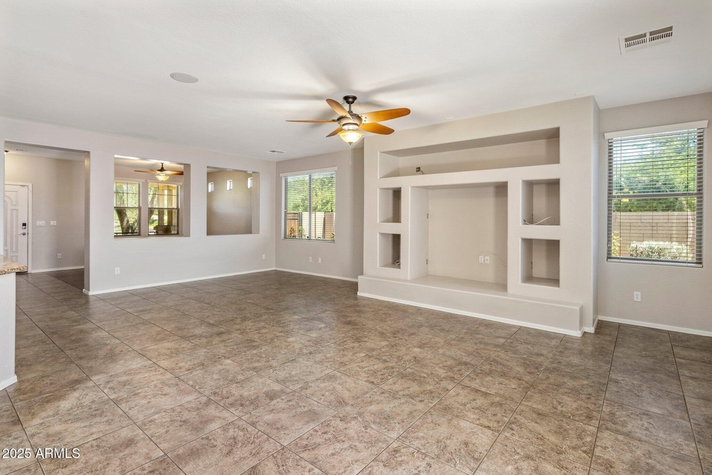 3342 E Patrick Street - Photo 5