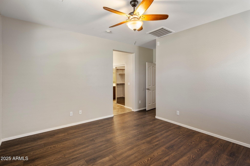 3342 E Patrick Street - Photo 9