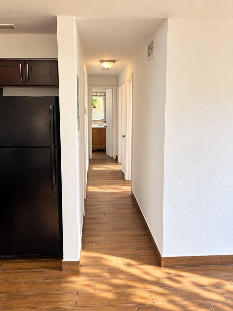904 Ne 12th - Photo 5
