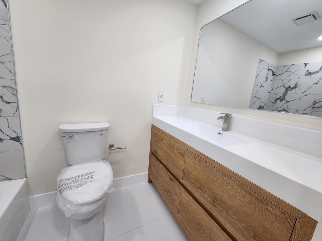 2011 Nw 46th Avenue - Photo 8