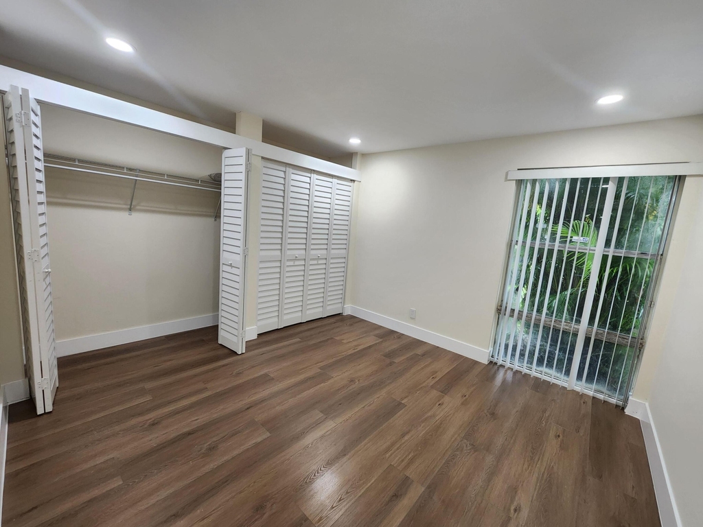 2011 Nw 46th Avenue - Photo 11