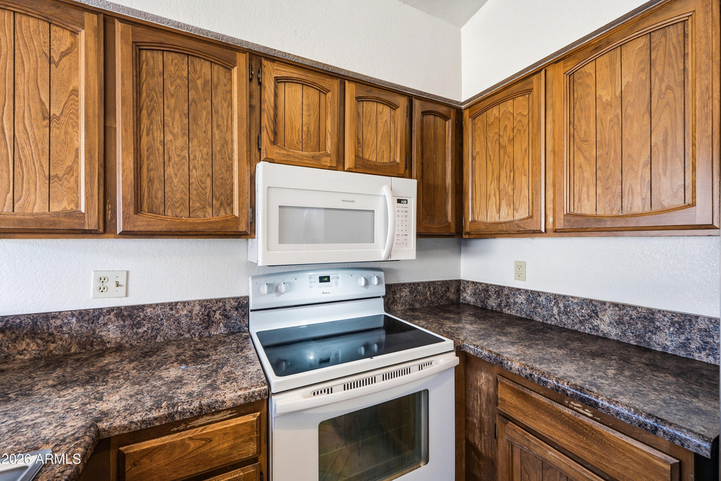 904 W Malibu Drive - Photo 8