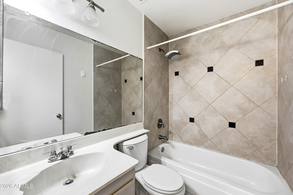 904 W Malibu Drive - Photo 15
