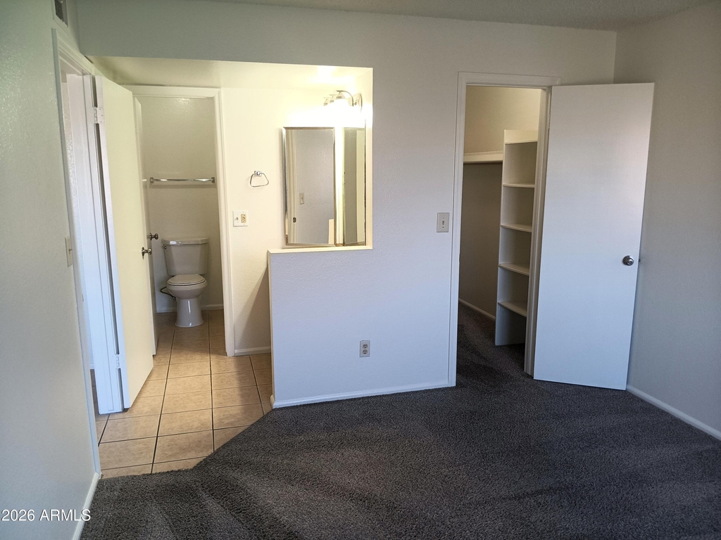 623 W Guadalupe Road - Photo 21