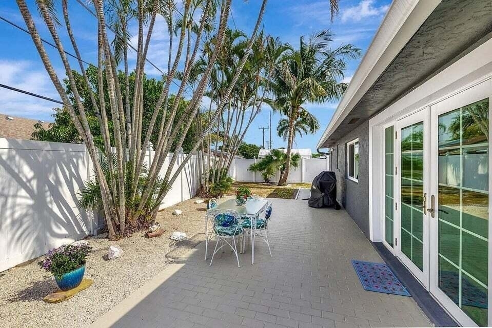 7187 Thompson Road - Photo 38