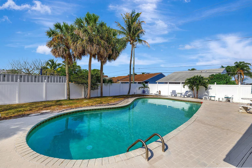 7187 Thompson Road - Photo 43