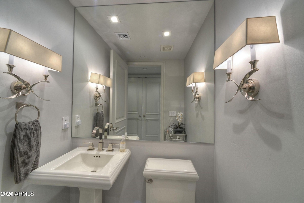7181 E Camelback Road - Photo 6