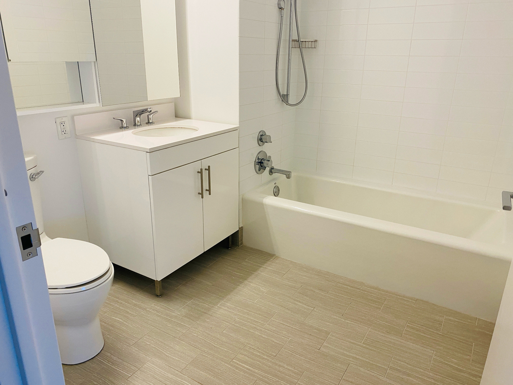 West 57th Street - Photo 4