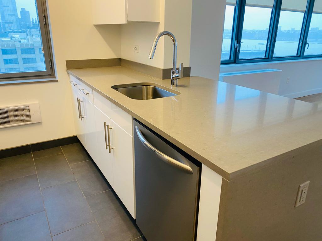 West 57th Street - Photo 2