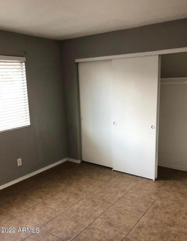 10814 N 16th Avenue - Photo 14