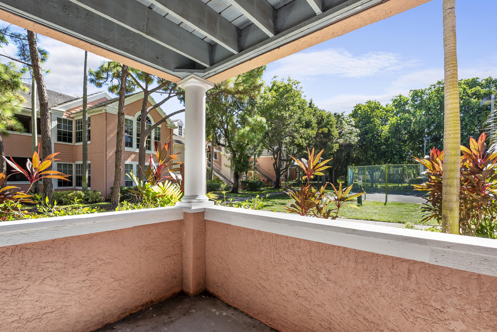 1001 Crystal Way - Photo 24