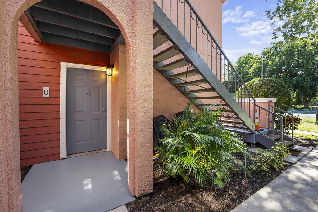 1001 Crystal Way - Photo 28