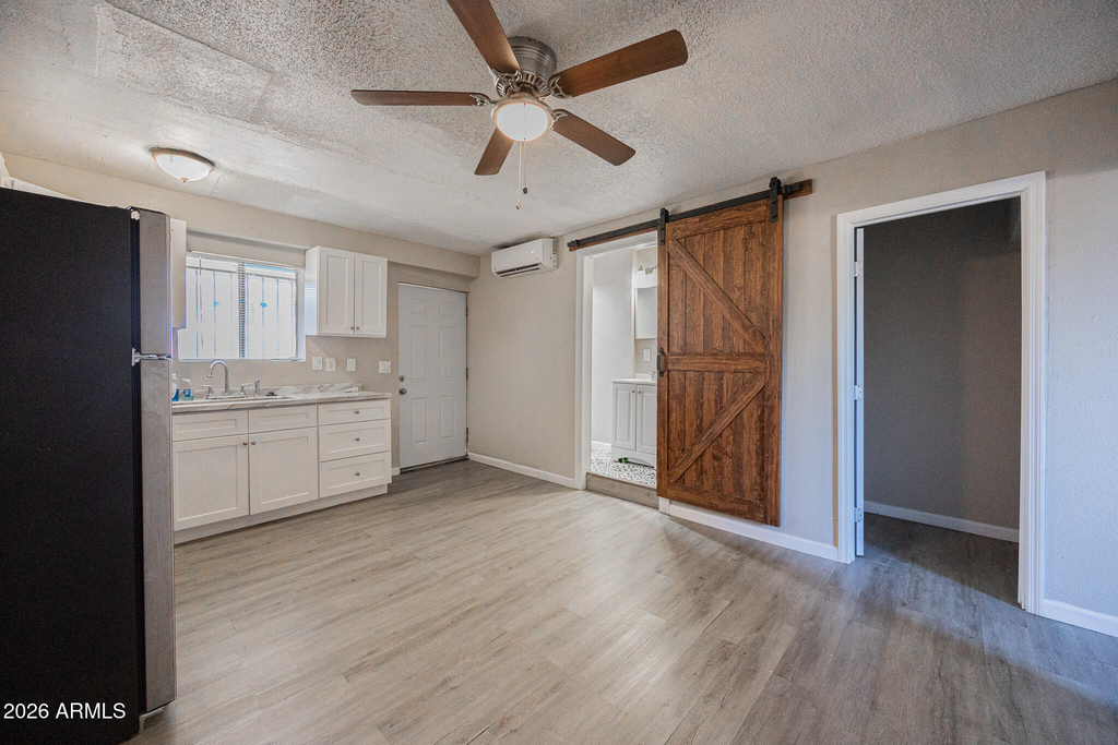 7153 N 62nd Avenue - Photo 6