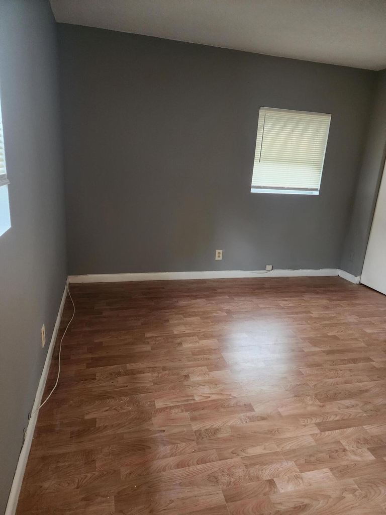 316 Sw 80th Avenue - Photo 6