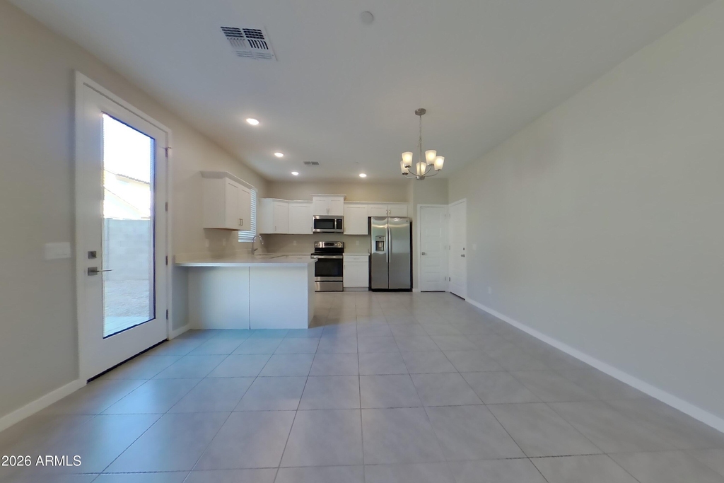 4536 E Grandview Street - Photo 2