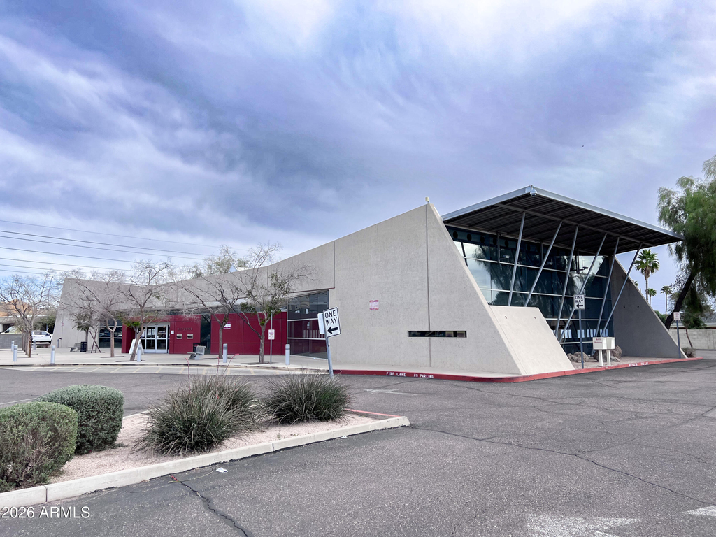 425 E Marco Polo Road - Photo 33