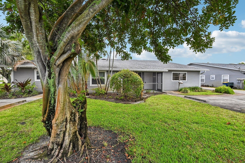 9095 Se Hobe Ridge Avenue - Photo 16