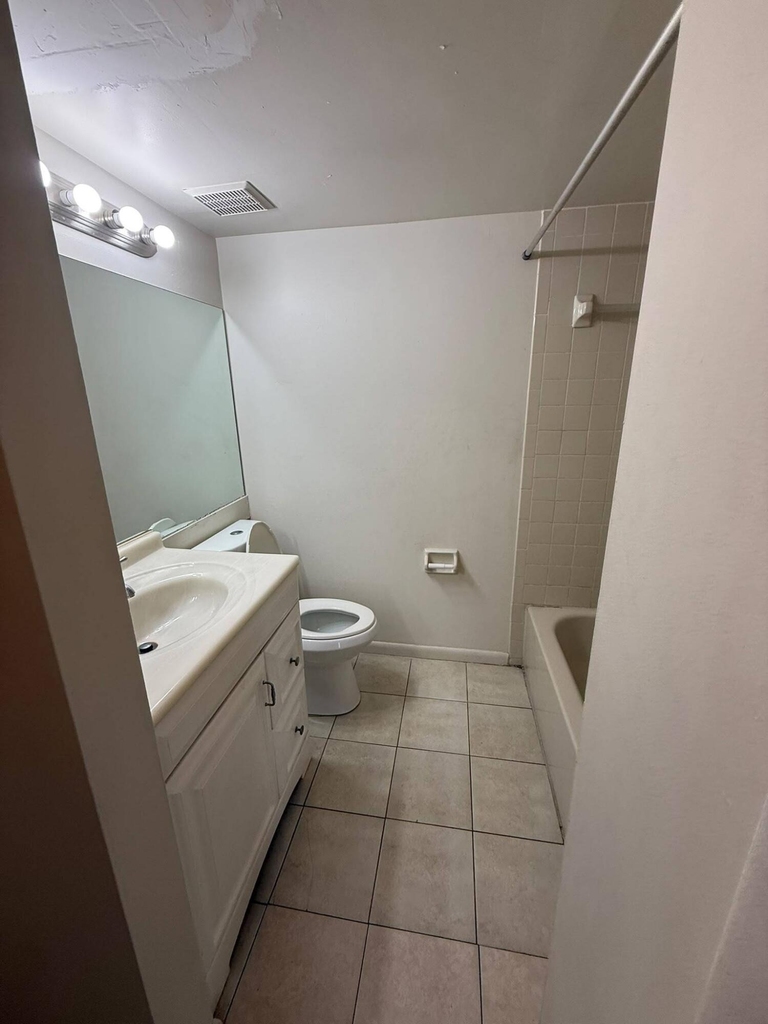 216 Lake Pointe Drive - Photo 11